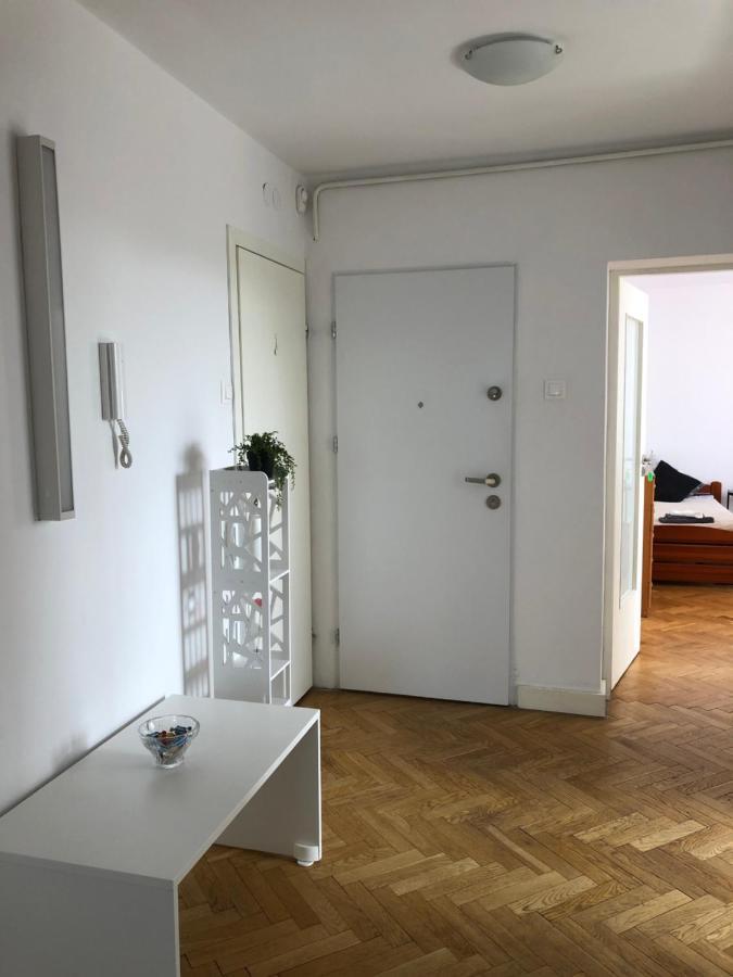 Apartment Swietojerska Varşovia Exterior foto