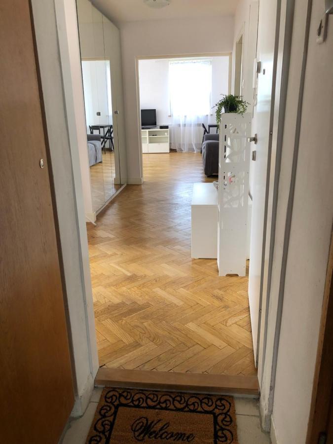 Apartment Swietojerska Varşovia Exterior foto